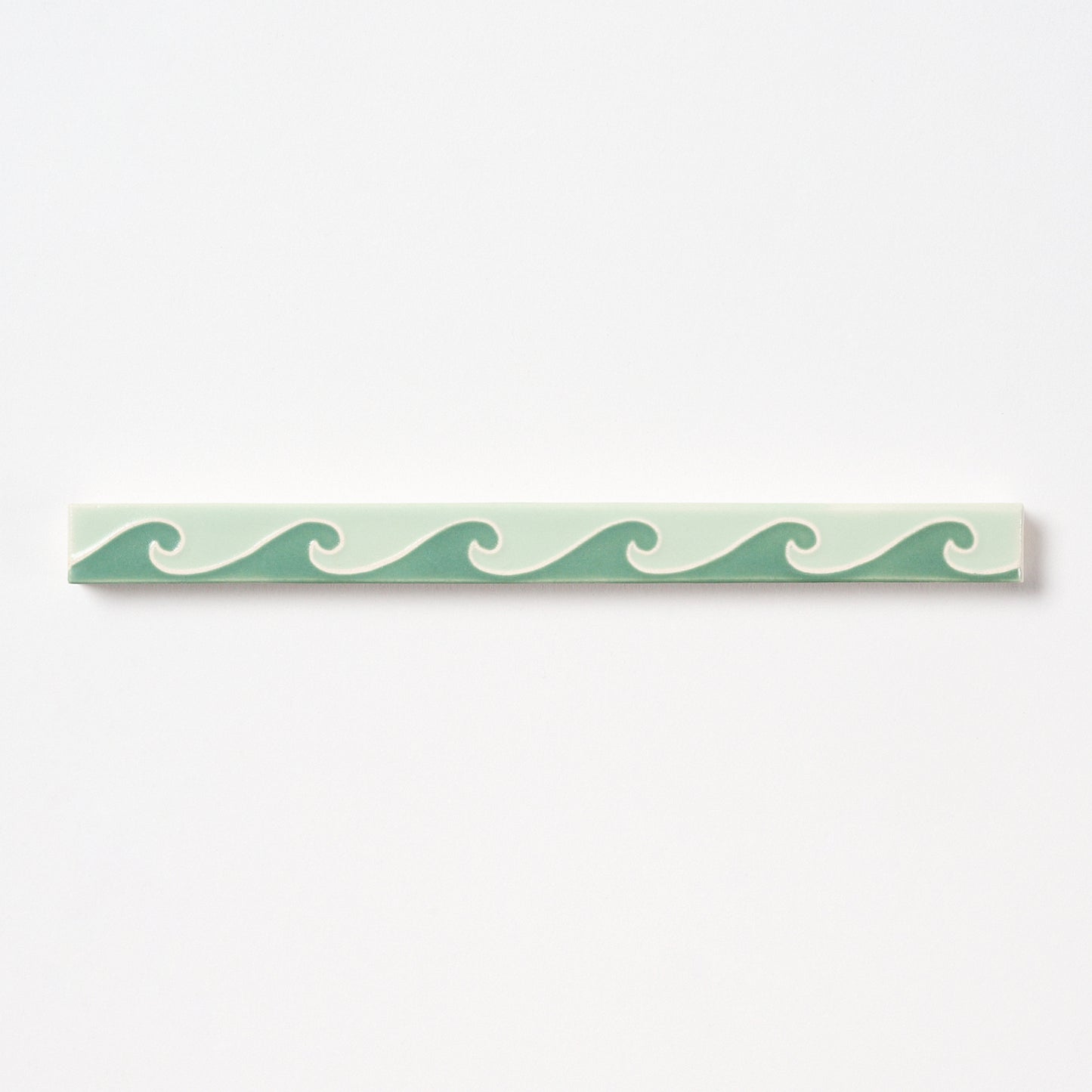 1920s American Encaustic Green Wave Trim Tile, 32 Pc Set - 16 Linear Feet Total