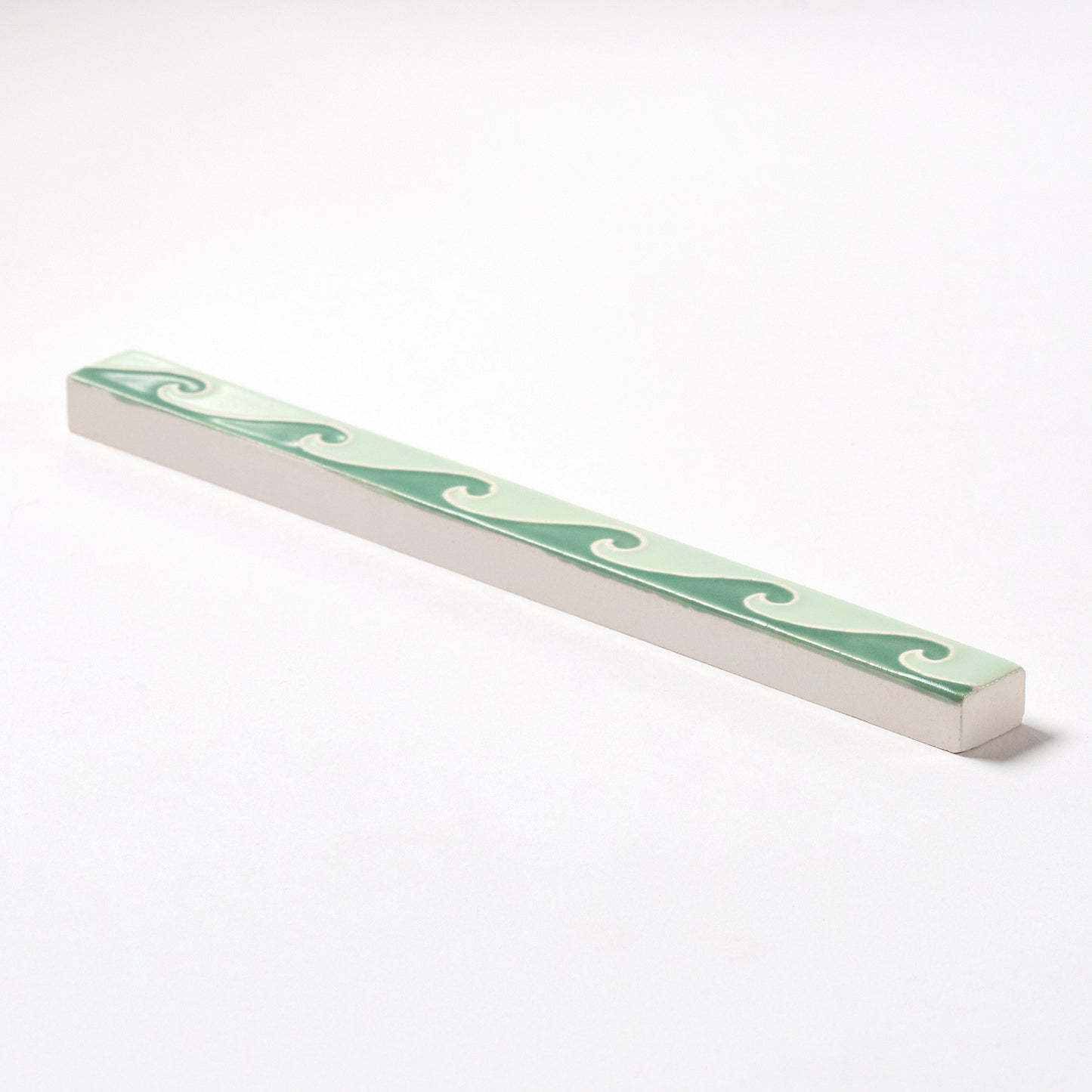 1920s American Encaustic Green Wave Trim Tile, 32 Pc Set - 16 Linear Feet Total