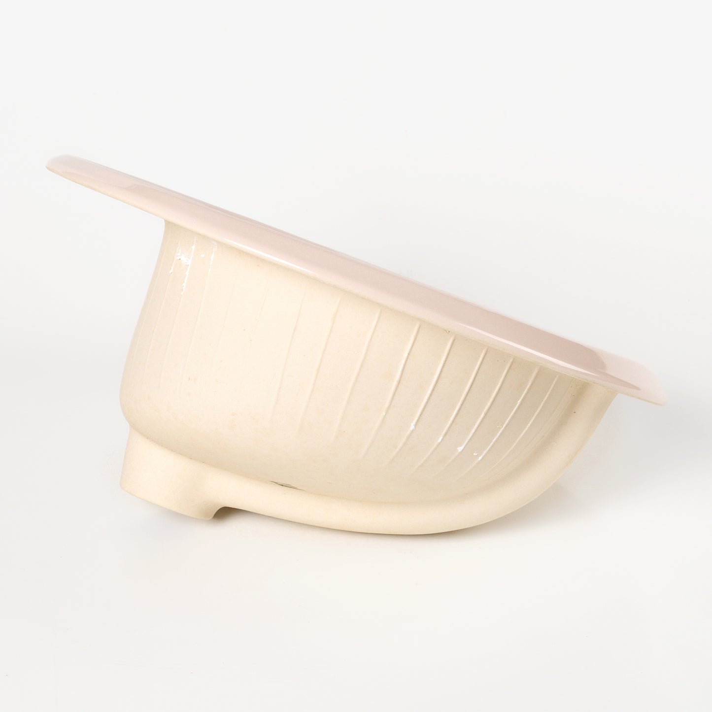 1990s Vintage Gerber Vitreous China Round #11 Blush 4" Centers With Soap Dish Sink