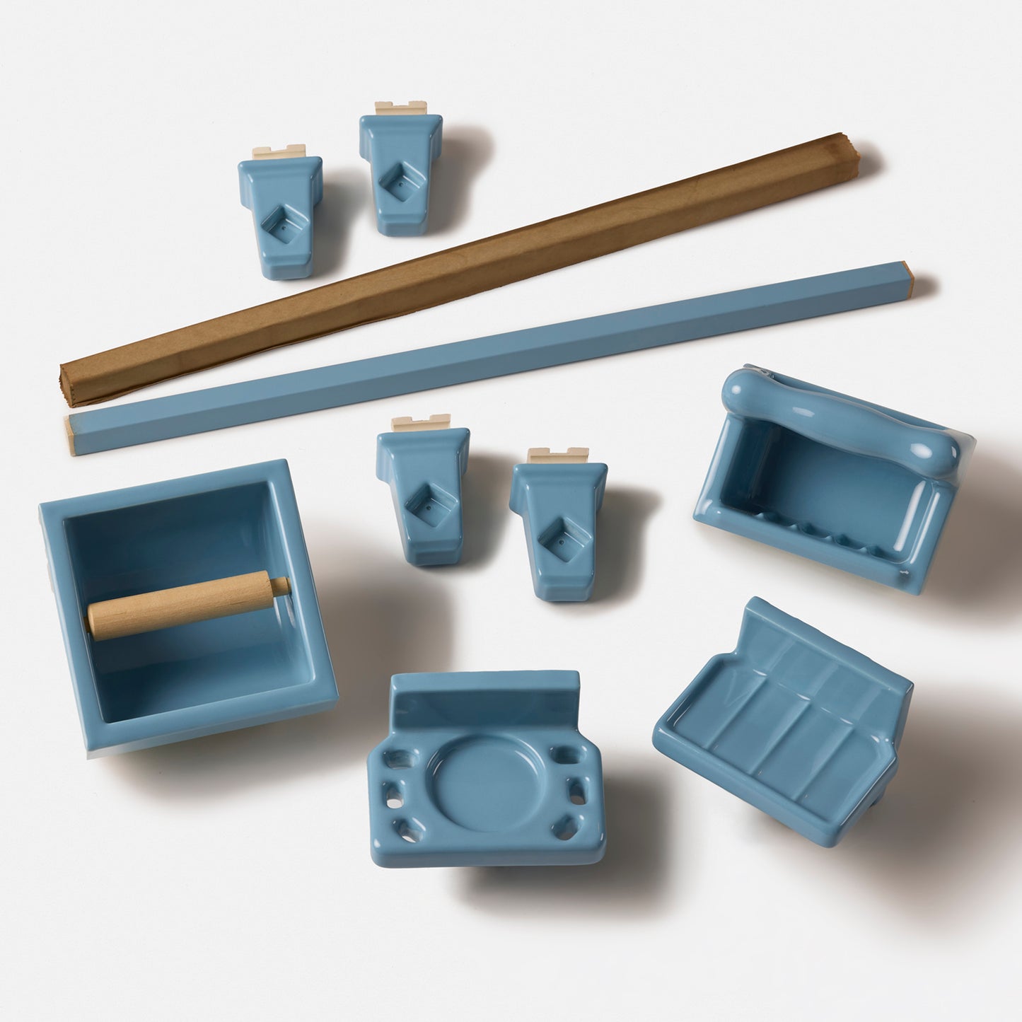 Classic 1950s 307 Blue Bathroom Accessories Full Set