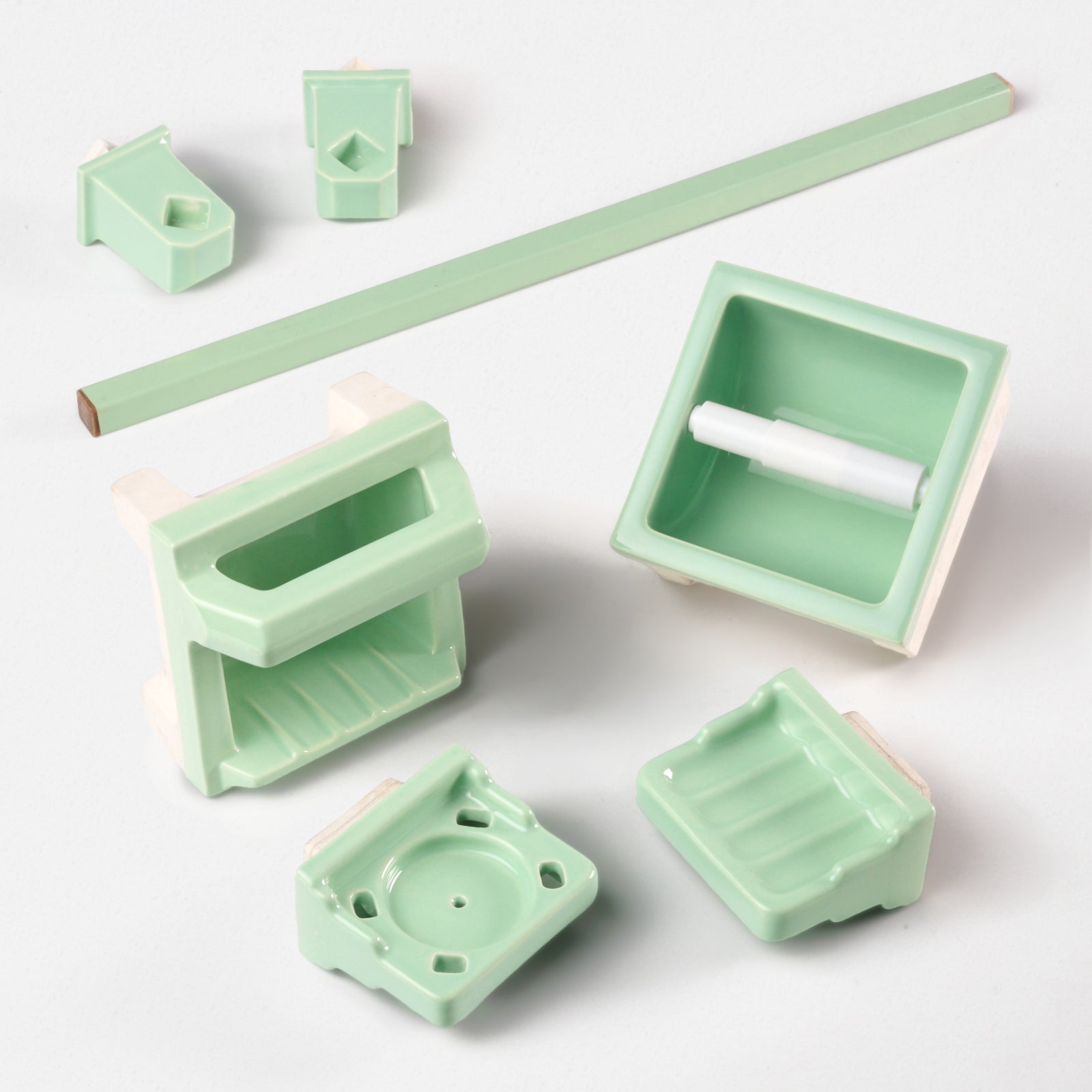 Vintage Mint Green Bathroom Accessories 