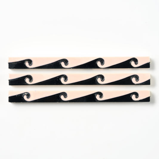 1920s Suntile Pink & Black Wave Trim Tile