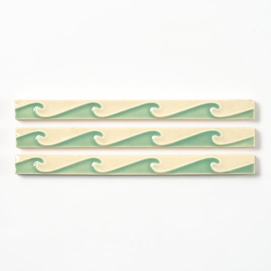 1920s Richards Tile Green & Ivory Wave Trim Tile