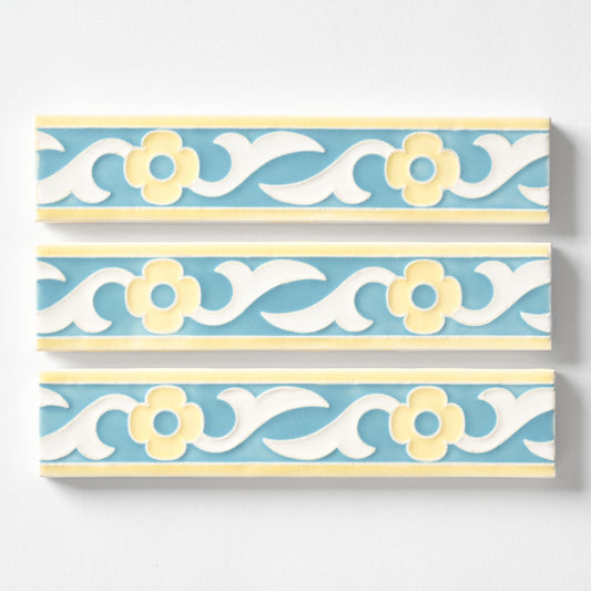 1920s American Encaustic Wide Blue & Yellow Trim Tile
