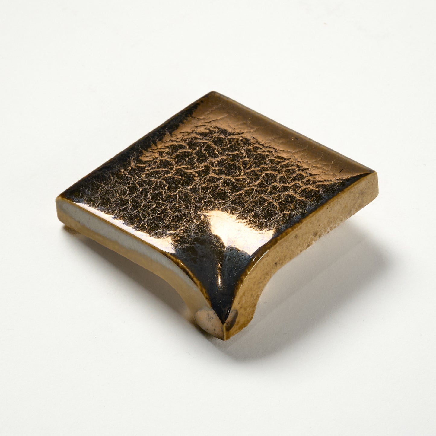 1970s Robertson 390 Bronze Drip Corner Bullnose Tile
