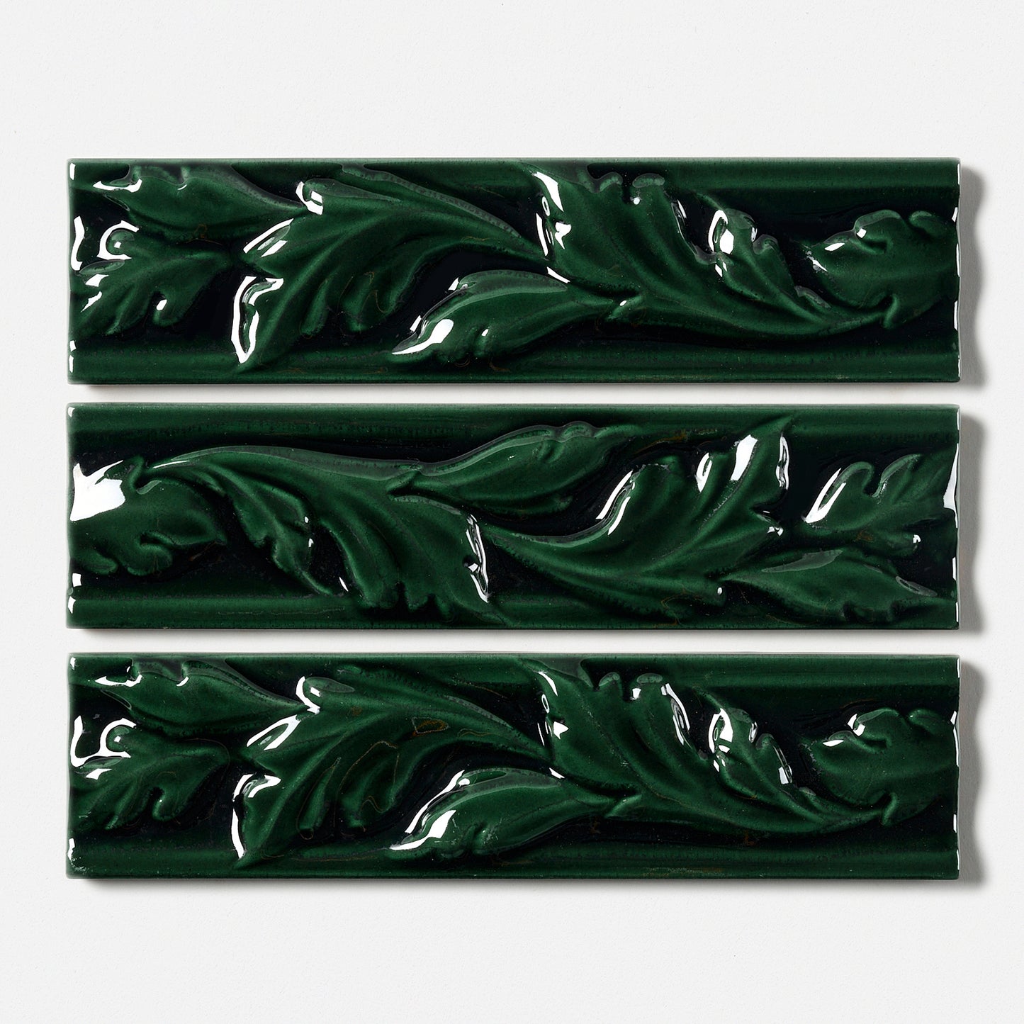 1980s Vintage Italian Raised Emerald Green Leaf Border Tile