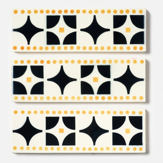 1940s Wide Black & White Starburst Trim Tile